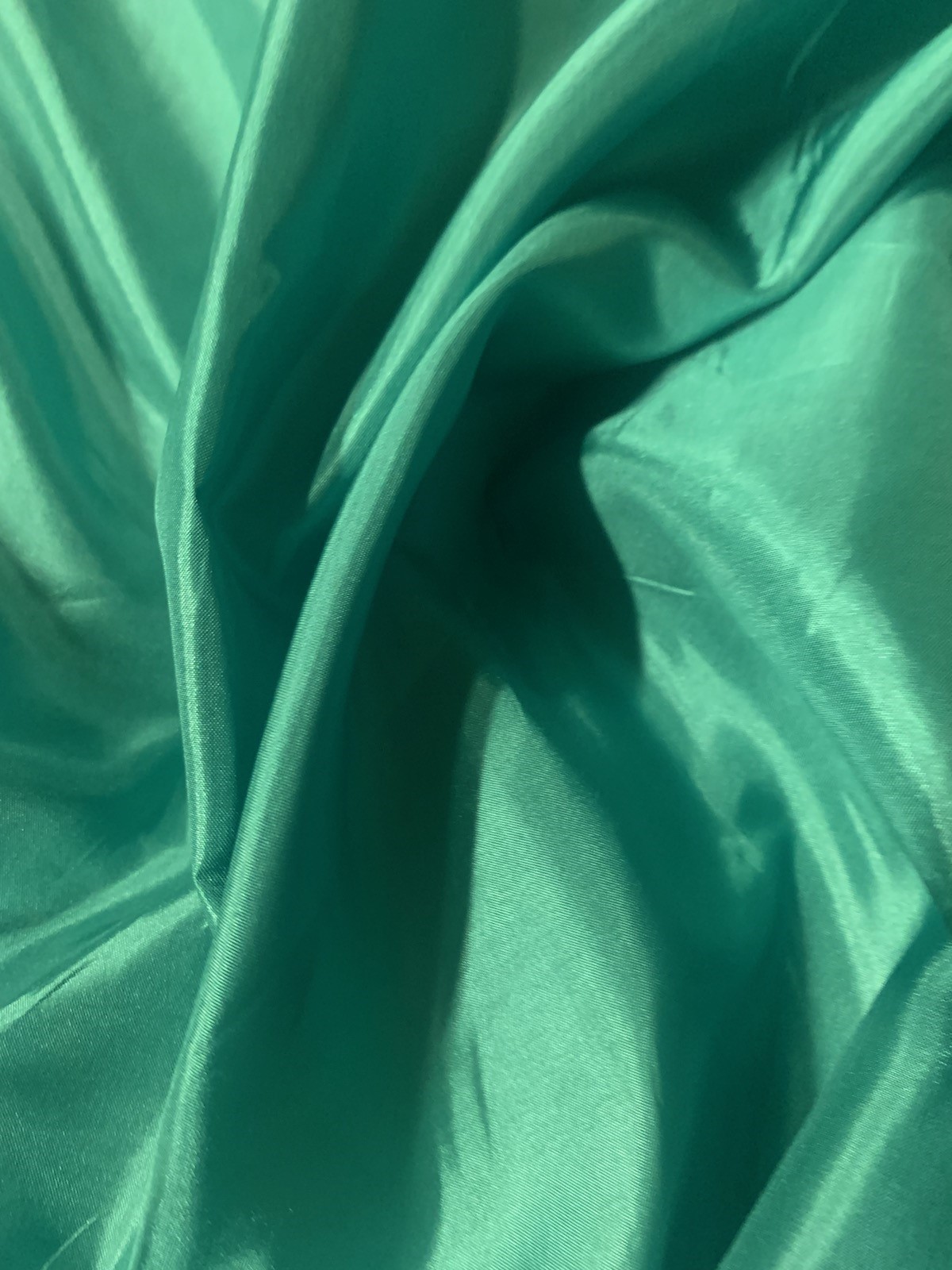 Kelly Green Polyester Lining Fabric 60" By The Yard