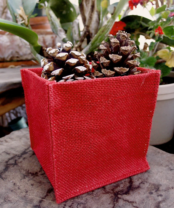 Red Burlap Vase Holder - 5" x 5" x 5" (12 Pack) - Click Image to Close