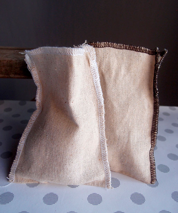 5" x 7.5" Linen Pouch Bags with White Serged Edges (12 Pack)