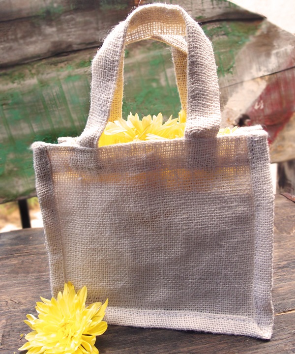7" x 6" x 2.75" White Jute Tote Bags (6 Pack) - Click Image to Close